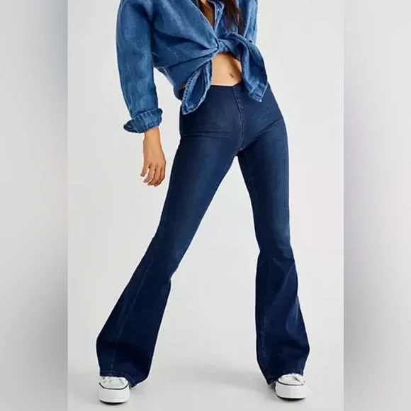 We The Free People Penny Pull On Flare Bell Bottom Jean Mid Rise Women’s Sz 29 - Picture 1 of 11